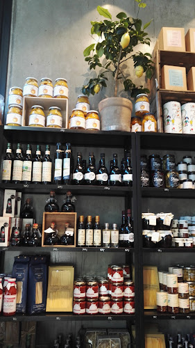 Comentarii opinii despre Møllendal Fetevare