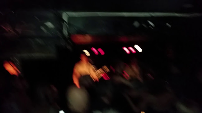 Revolver - Gastronomi og hotellvirksomhet