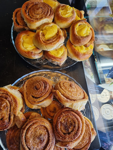 Sjøbris kafé - Gastronomi og hotellvirksomhet