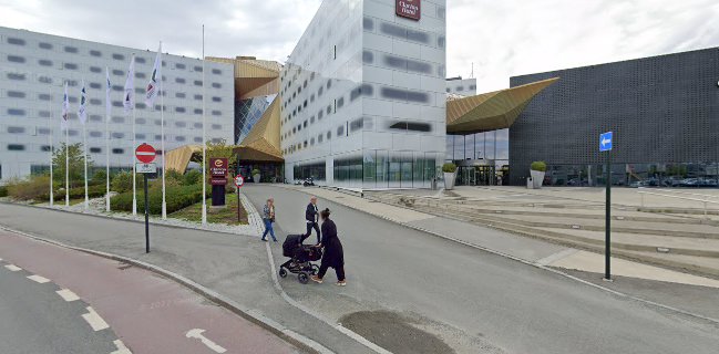 The Rooftop Restaurant & Bar