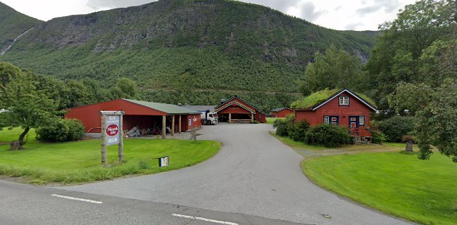 Opinii despre Nilsgardstunet în Stordal - Gastronomi og hotellvirksomhet