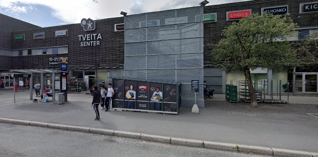 Baker Nordby Tveita Senter - Gastronomi og hotellvirksomhet