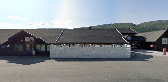 Laksforsen Turistcafe - Gastronomi og hotellvirksomhet