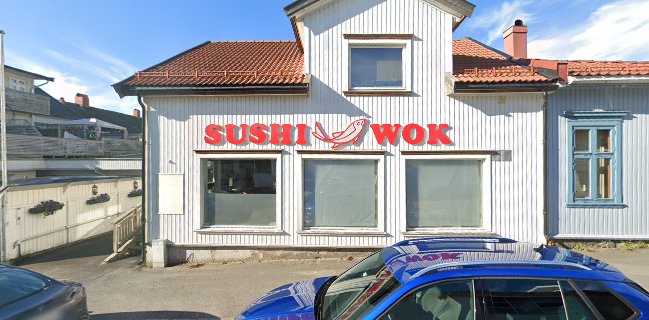 Larvik sushi og wok