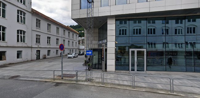 ROAST Restaurant & Bar