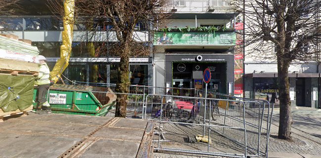 Storm Brasserie & Bar